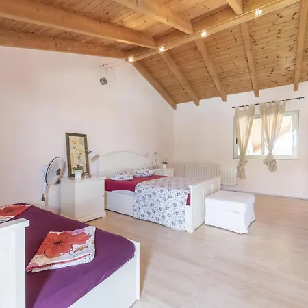 House In Hills With Views To The Sea * Sitges