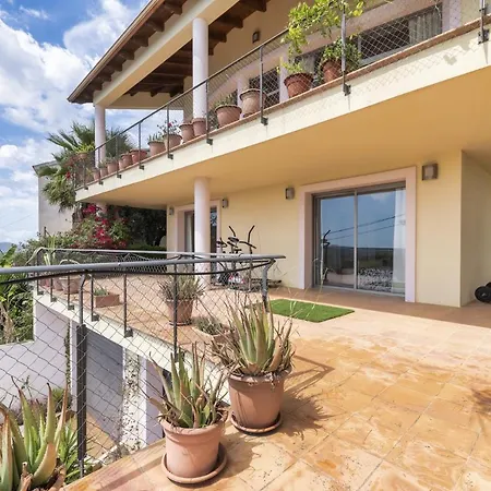 House In Hills With Views To The Sea Sitges